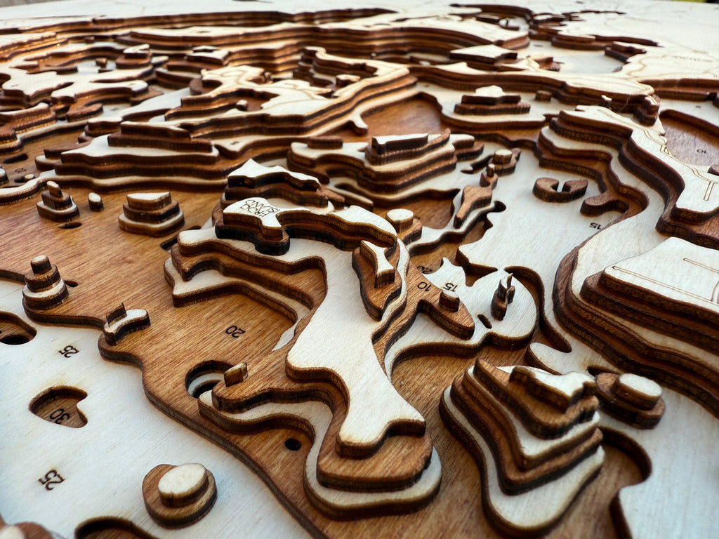 Big Sandy detail: layered wood showing depth variation