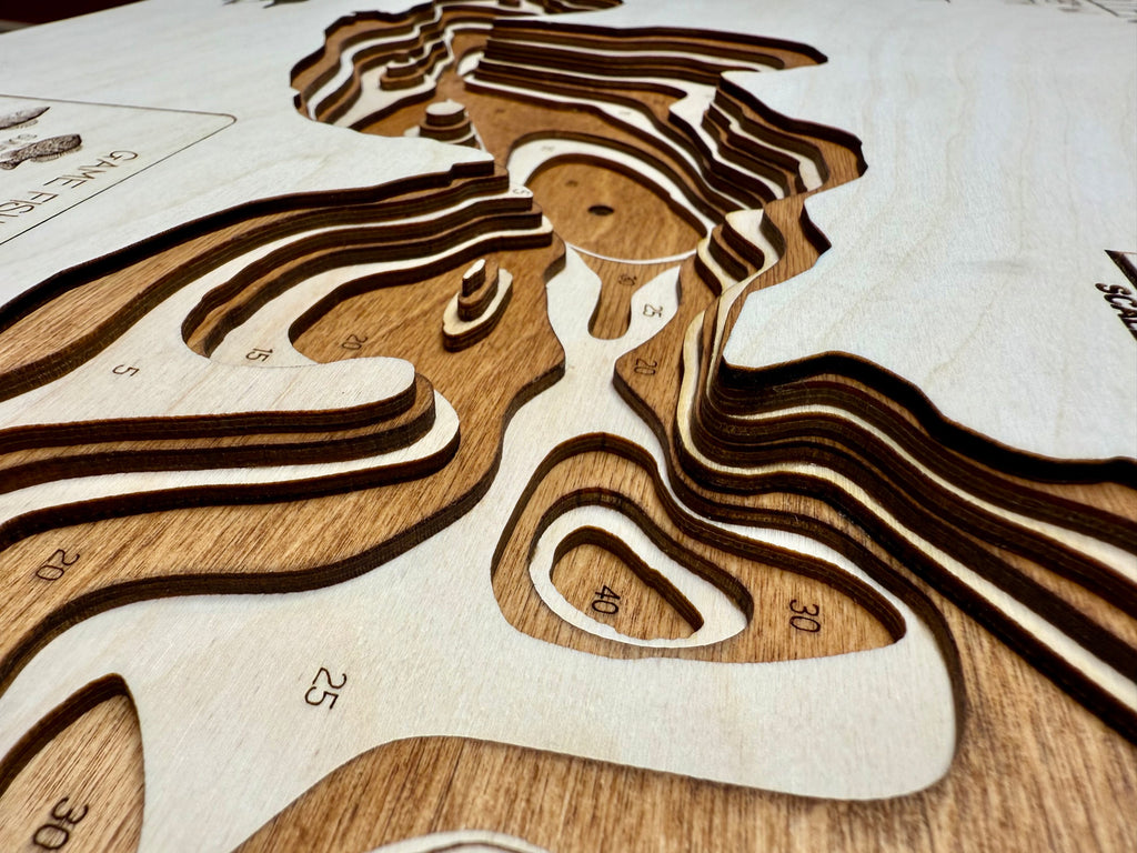 Middle Cullen detail: fine wood layering